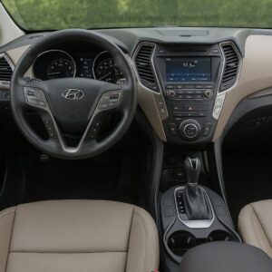 Hyundai Santa Fé 2016 Cinza – Robustez e Conforto em Cada Viagem
